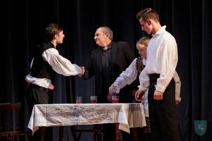 F_Brezar-Small-2019-02-07_19-15-59