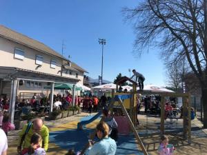 55669599_1115114515356545_3867806685011640320_n