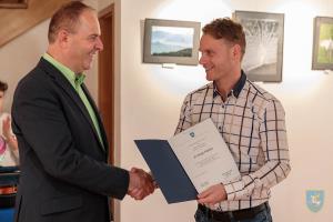 F_Brezar-Small-2019-04-16_18-47-17