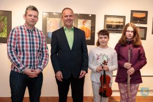 F_Brezar-Small-2019-04-16_18-56-19