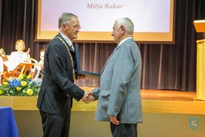 IMG-2019-04-23_18-51-52