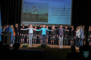 IMG-2019-04-23_18-53-59