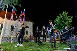 F_Brezar-Small-2019-06-24_22-20-07