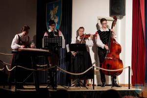 F_Brezar-Small-2019-10-05_21-16-15