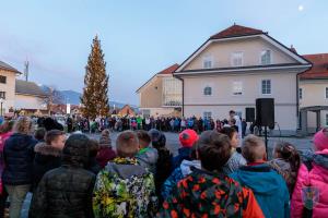 F_Brezar-Small-2019-12-06_17-30-38