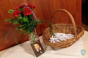 F_Brezar-Small-2020-02-07_19-04-35