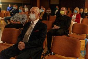 F_Brezar-Small-2020-09-18_19-35-40