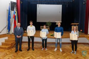 F_Brezar-Small-2020-09-18_20-07-26