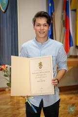 F_Brezar-Small-2020-09-18_20-08-59