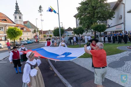 F_Brezar-Small-2021-06-24_19-35-00