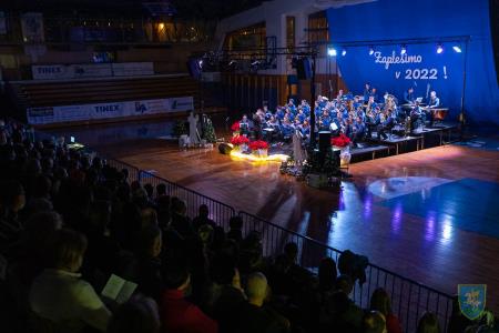 F_Brezar-Small-2021-12-26_19-38-03