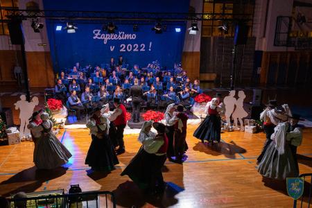 F_Brezar-Small-2021-12-26_20-49-56