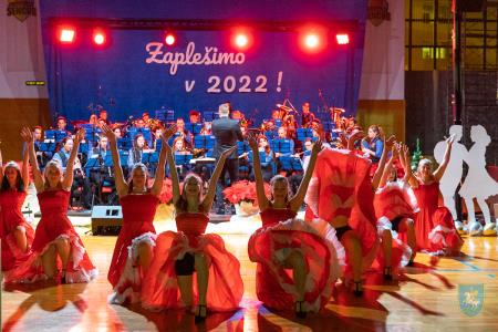 F_Brezar-Small-2021-12-26_20-19-50