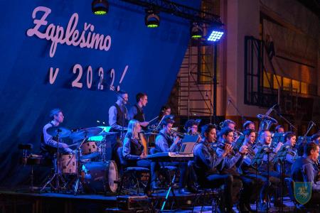 F_Brezar-Small-2021-12-26_20-10-18