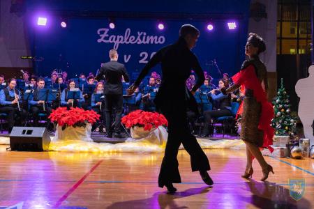 F_Brezar-Small-2021-12-26_19-56-40