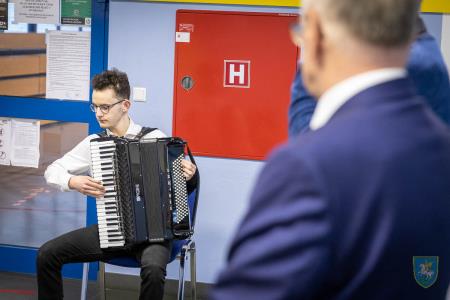 F_Brezar-Small-2022-04-21_17-08-13