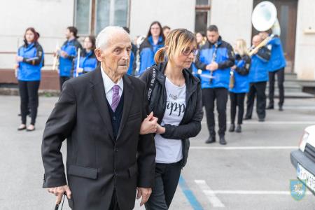 F_Brezar-Small-2022-04-22_17-54-06