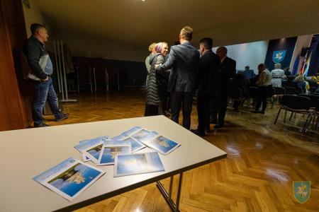 F_Brezar-Small-2022-04-22_17-59-55