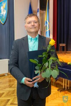 F_Brezar-Small-2022-04-22_19-19-42