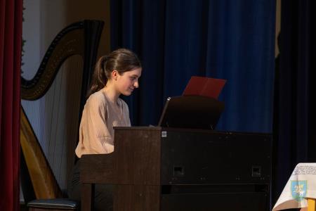 F_Brezar-Small-2022-04-22_18-11-30