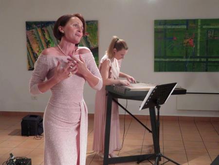 295591924_1952237311833105_9054544156289895058_n