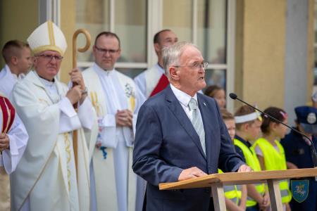 F_Brezar-Small-2022-08-28_11-53-39