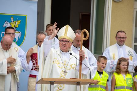 F_Brezar-Small-2022-08-28_12-09-36