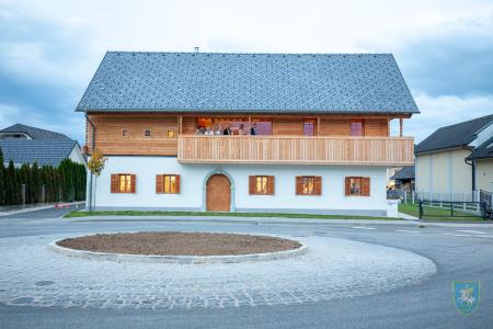 F_Brezar-Small-2022-10-21_18-05-38