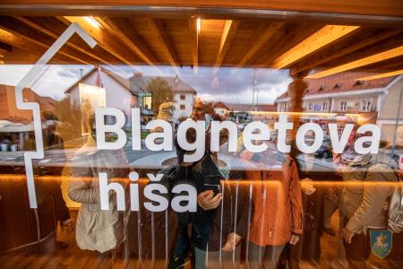 F_Brezar-Small-2022-10-21_17-42-28