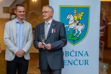 F_Brezar-Small-2022-10-21_17-36-44