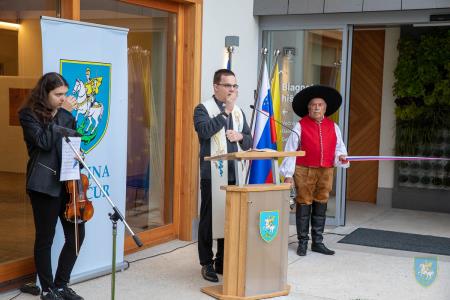 F_Brezar-Small-2022-10-21_17-32-44