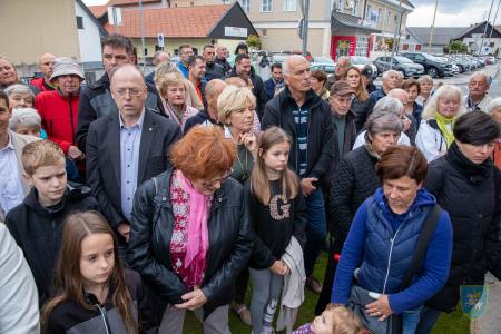 F_Brezar-Small-2022-10-21_17-18-04