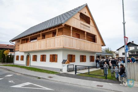 F_Brezar-Small-2022-10-21_17-01-14