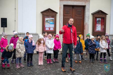 F_Brezar-Small-2022-12-02_16-41-41