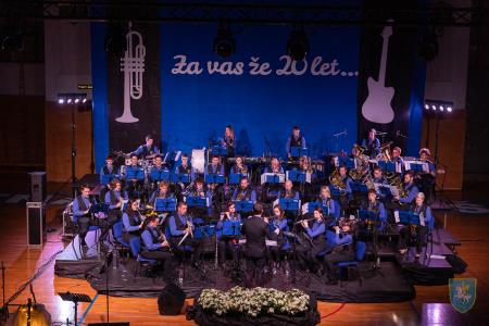 F_Brezar-Small-2022-12-26_21-14-20