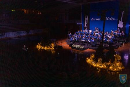 F_Brezar-Small-2022-12-26_21-16-42