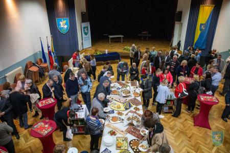 F_Brezar-Small-2023-04-21_19-21-59