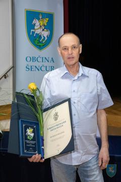 F_Brezar-Small-2023-04-21_19-13-51