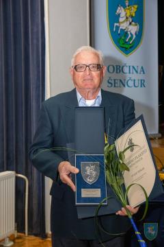 F_Brezar-Small-2023-04-21_19-13-22