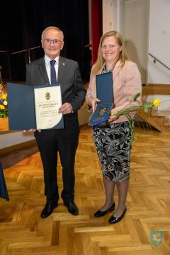 F_Brezar-Small-2023-04-21_18-54-28