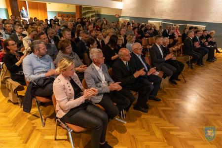 F_Brezar-Small-2023-04-21_18-08-22