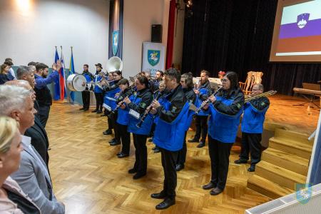 F_Brezar-Small-2023-04-21_18-06-42