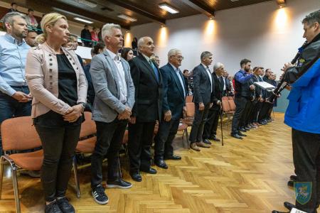 F_Brezar-Small-2023-04-21_18-06-25