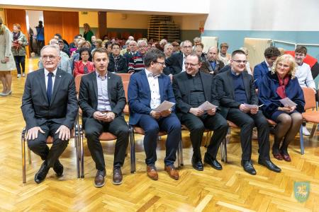 F_Brezar-Small-2023-04-21_18-04-31