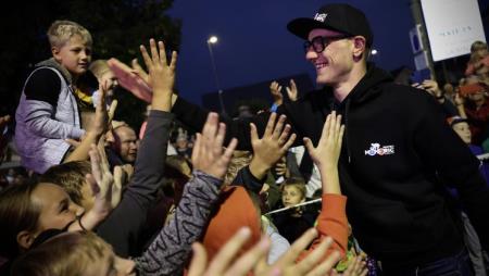 dcb90fee454ebd4d77ed-matej-mohoric