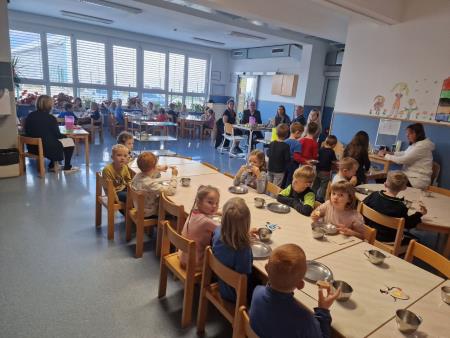 Resized_20231117_084909