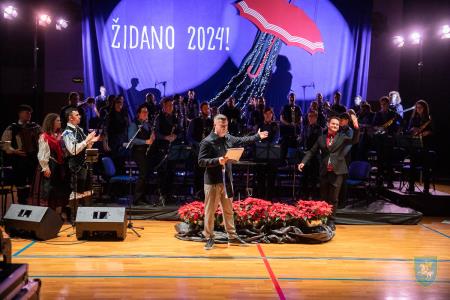 F_Brezar-Small-2023-12-26_21-01-24