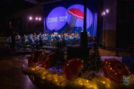 F_Brezar-Small-2023-12-26_20-01-08