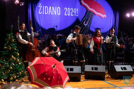 F_Brezar-Small-2023-12-26_20-16-17