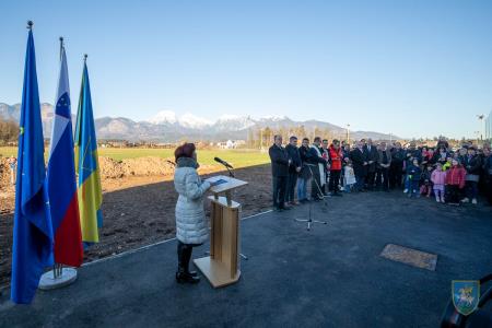 F_Brezar-Small-2024-02-16_16-11-22